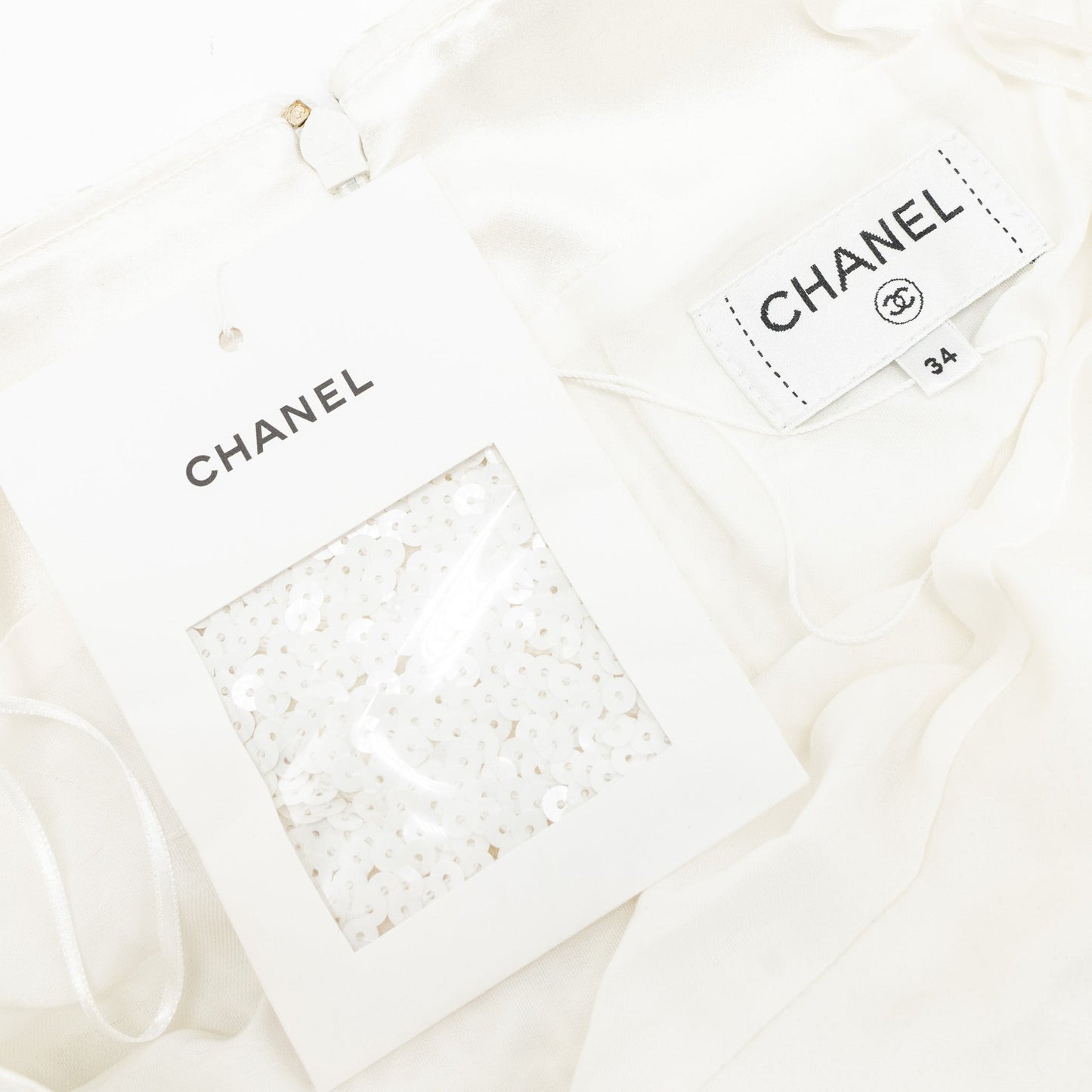 Chanel Size 34 22S Sequins Jacket and Skirt Suit Cotton/Polyester White/Multicolour