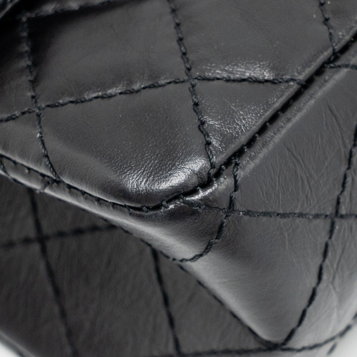 Chanel Small 2.55 Reissue Flap Bag Aged Calfskin Black SHW (Microchip)