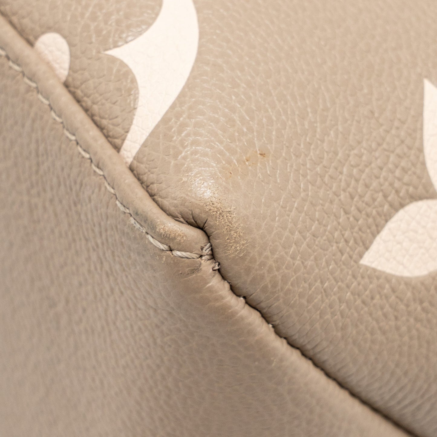 Louis Vuitton Petit Palais Bag Bicolour Monogram Empreinte Leather Tourterelle/Creme GHW