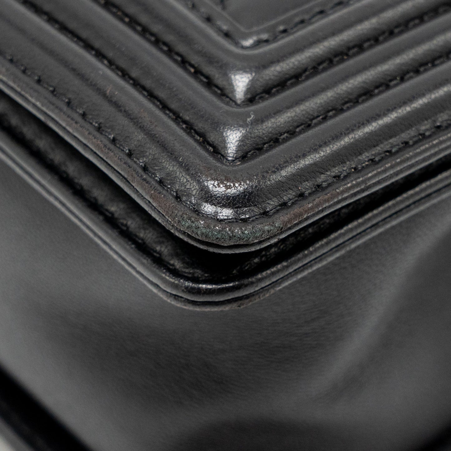 Chanel Medium Boy Bag Lambskin Black GHW