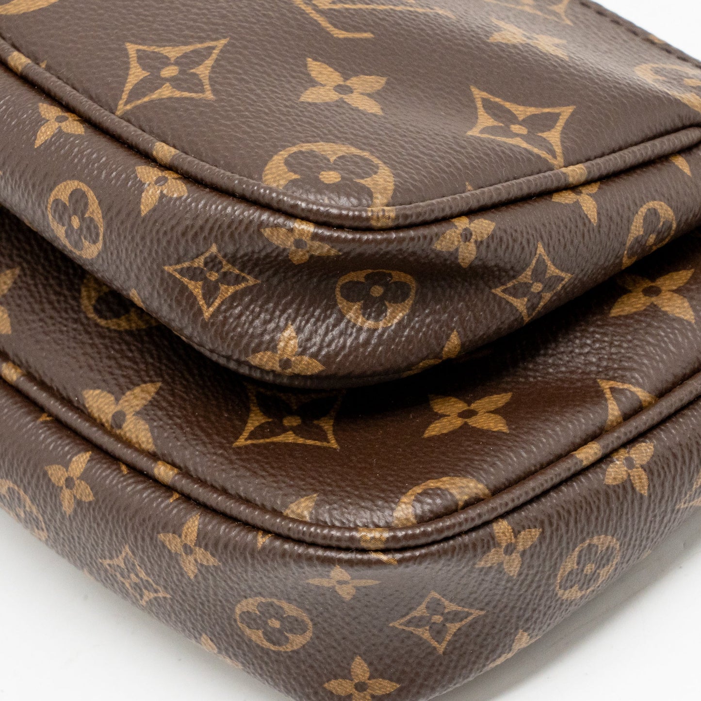 Louis Vuitton multi pochette accessories Khaki strap monogram canvas GHW