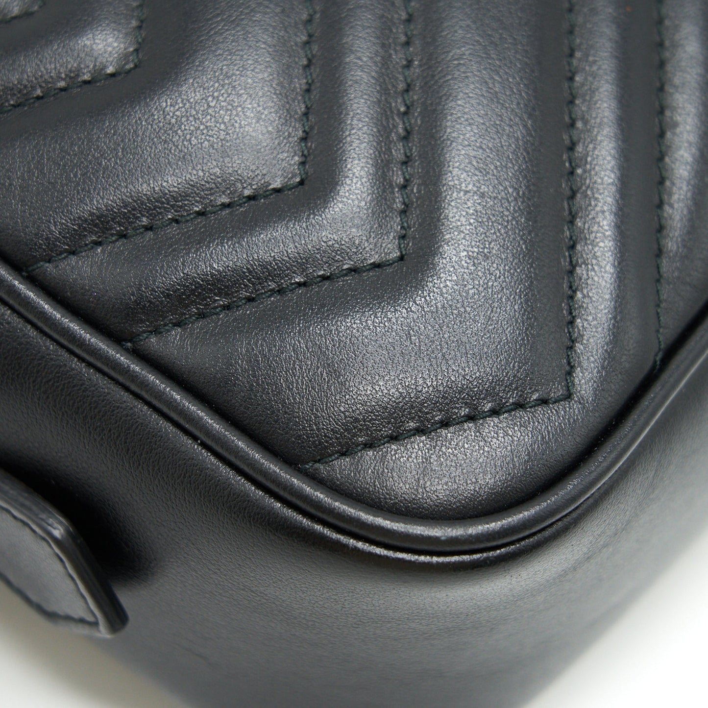 GUCCI MARMONT CAMERA BAG BLACK