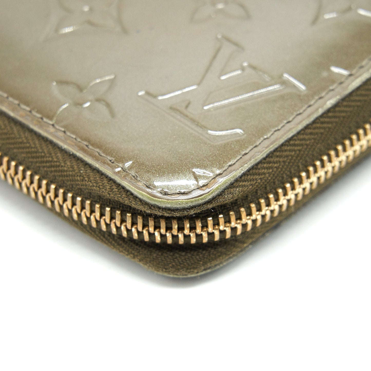 Louis Vuitton Zippy Wallet in Patent Leather Brown