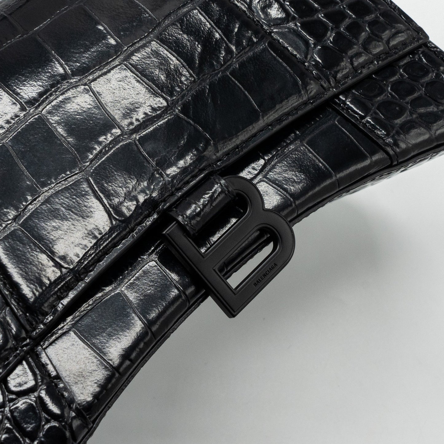 Balenciaga Hourglass S Croc-Embossed Calfskin So Black