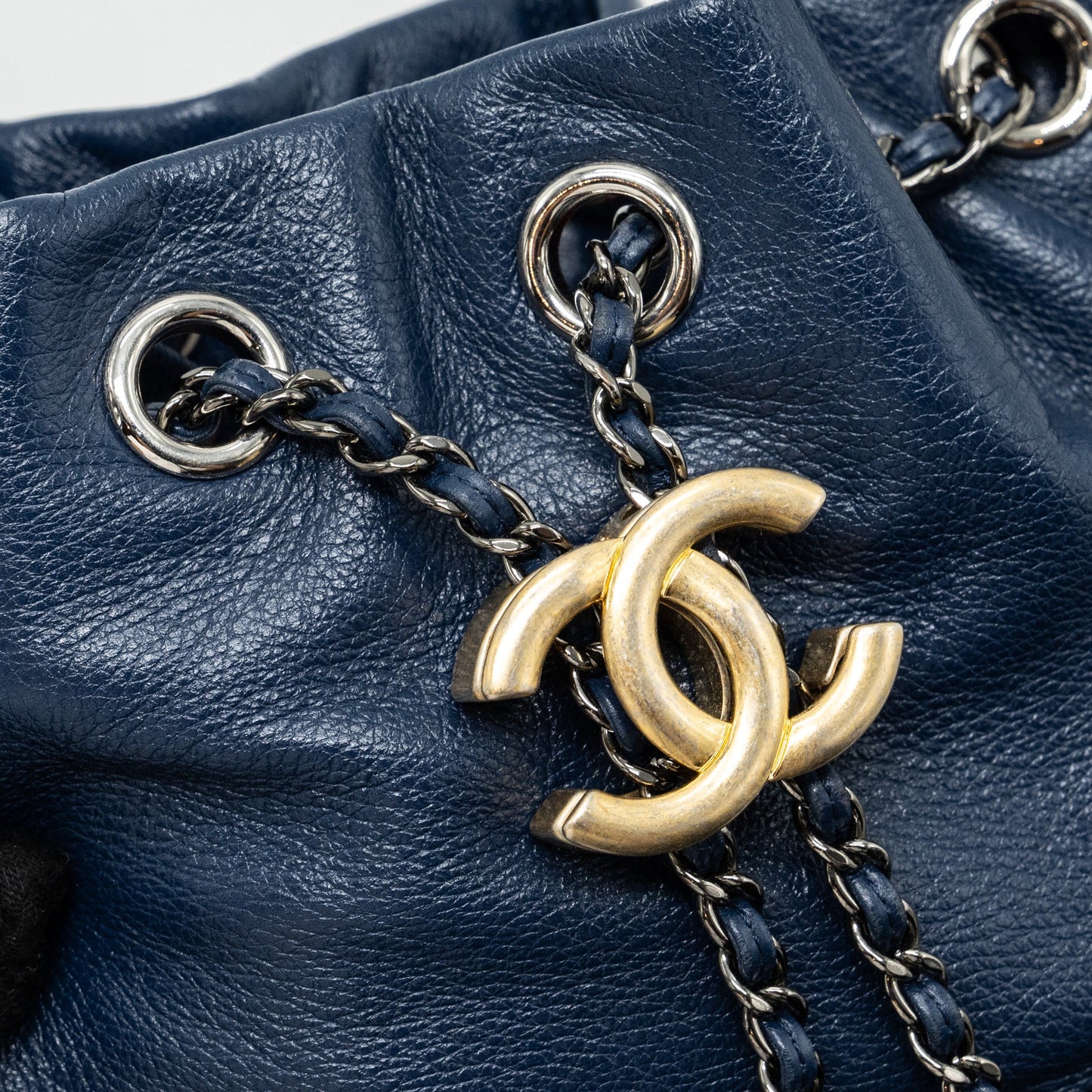 Chanel Small Bucket Bag Calfskin Navy/Black Multicolour Hardware