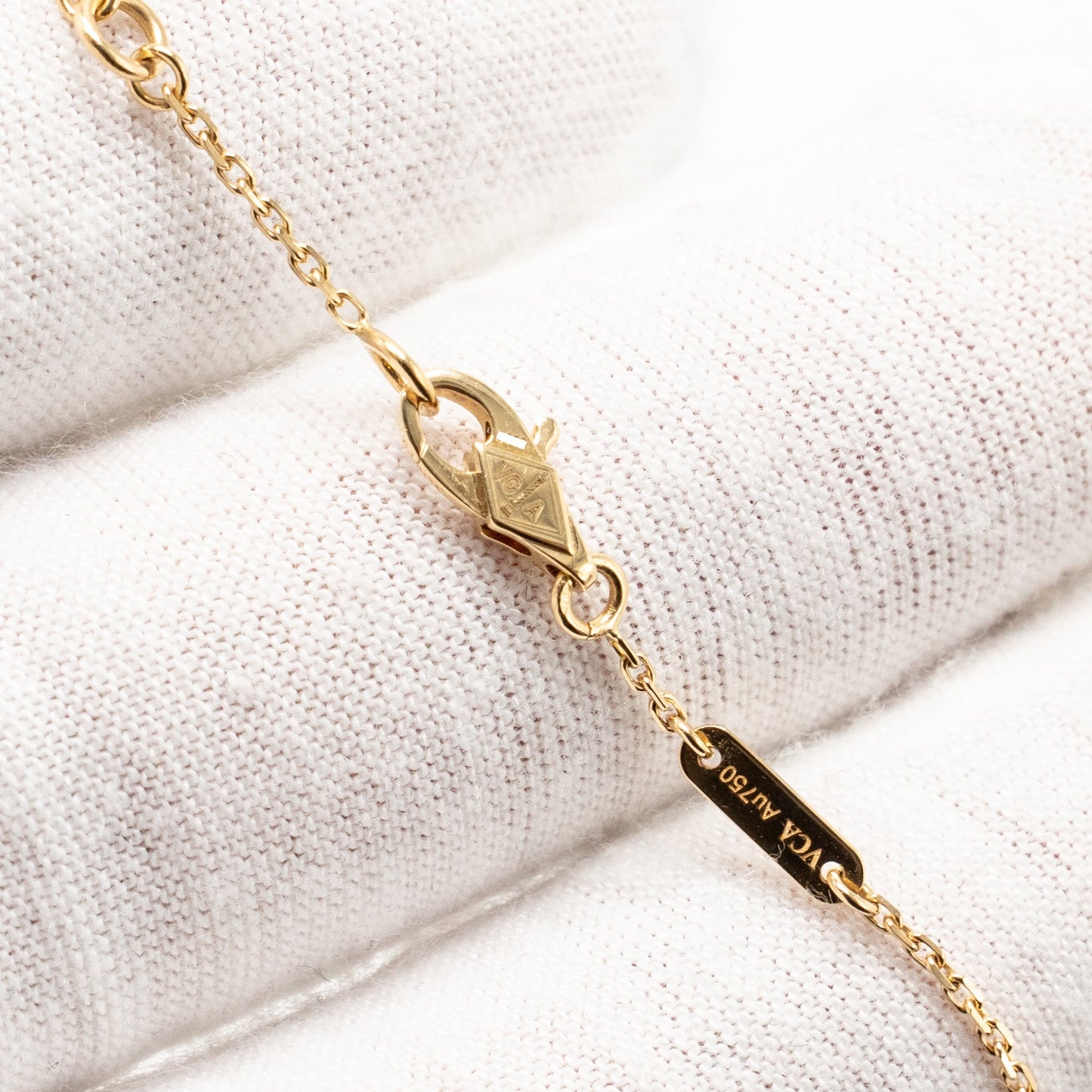 Van Cleef & Arpels Sweet Alhambra Butterfly Bracelet Mother of Pearl Yellow Gold