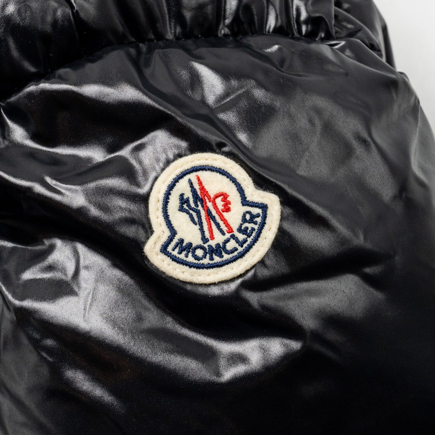 Moncler Size 2 Hulpe Shell-Down Puffer Jacket Black