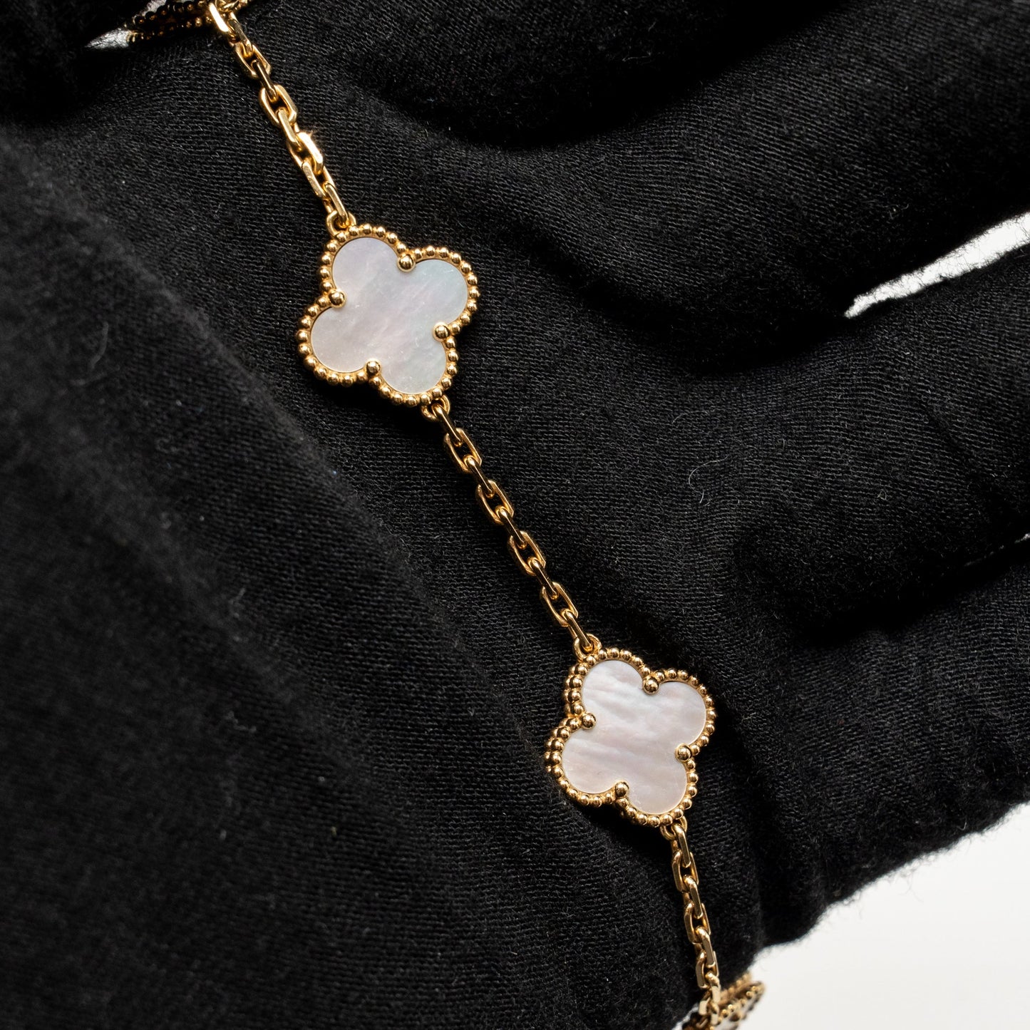Van Cleef & Arpels Vintage alhambra Bracelet, 5 Motifs, Yellow Gold/Mother-of-Pearl
