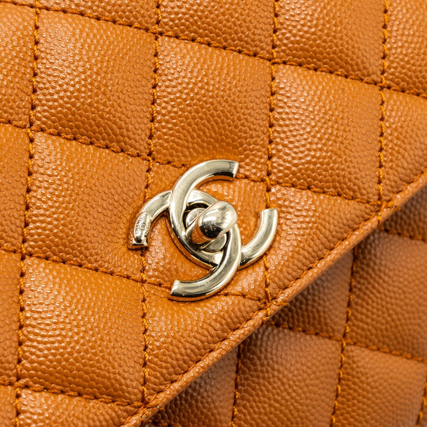 CHANEL SMALL COCO HANDLE CAVIAR CARAMEL GHW (Microchip)