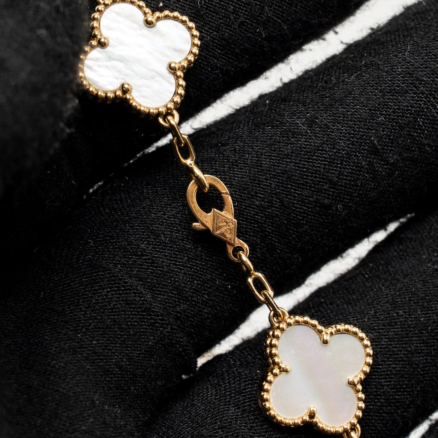 Van Cleef & Arpels Vintage alhambra Bracelet, 5 Motifs, Yellow Gold/Mother-of-Pearl