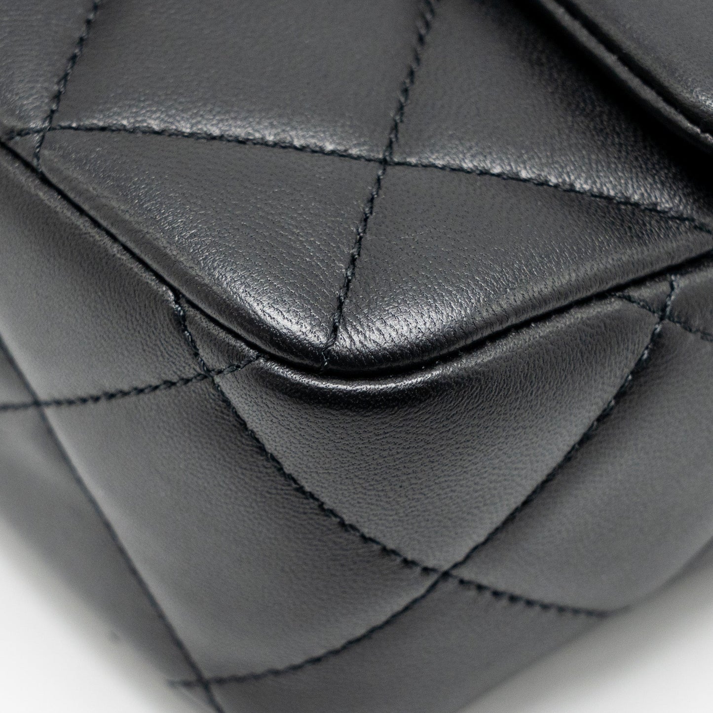 Chanel MY Perfect Mini Flap Bag Lambskin Black GHW (Microchip)