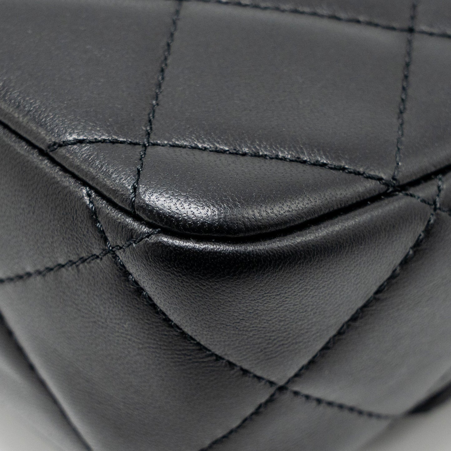 Chanel MY Perfect Mini Flap Bag Lambskin Black GHW (Microchip)