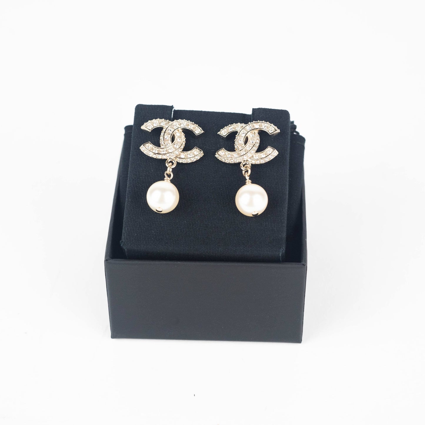 Chanel Glass Pearls and Resin Crystal Gold Earrings