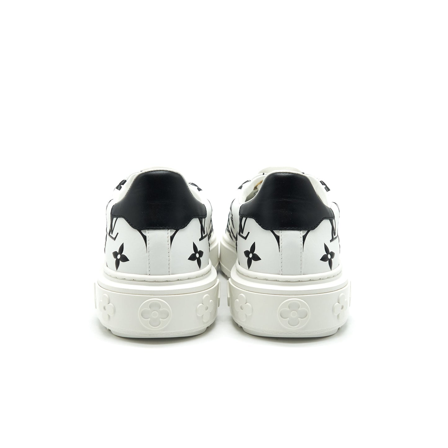 Louis Vuitton time Out Sneaker size 37