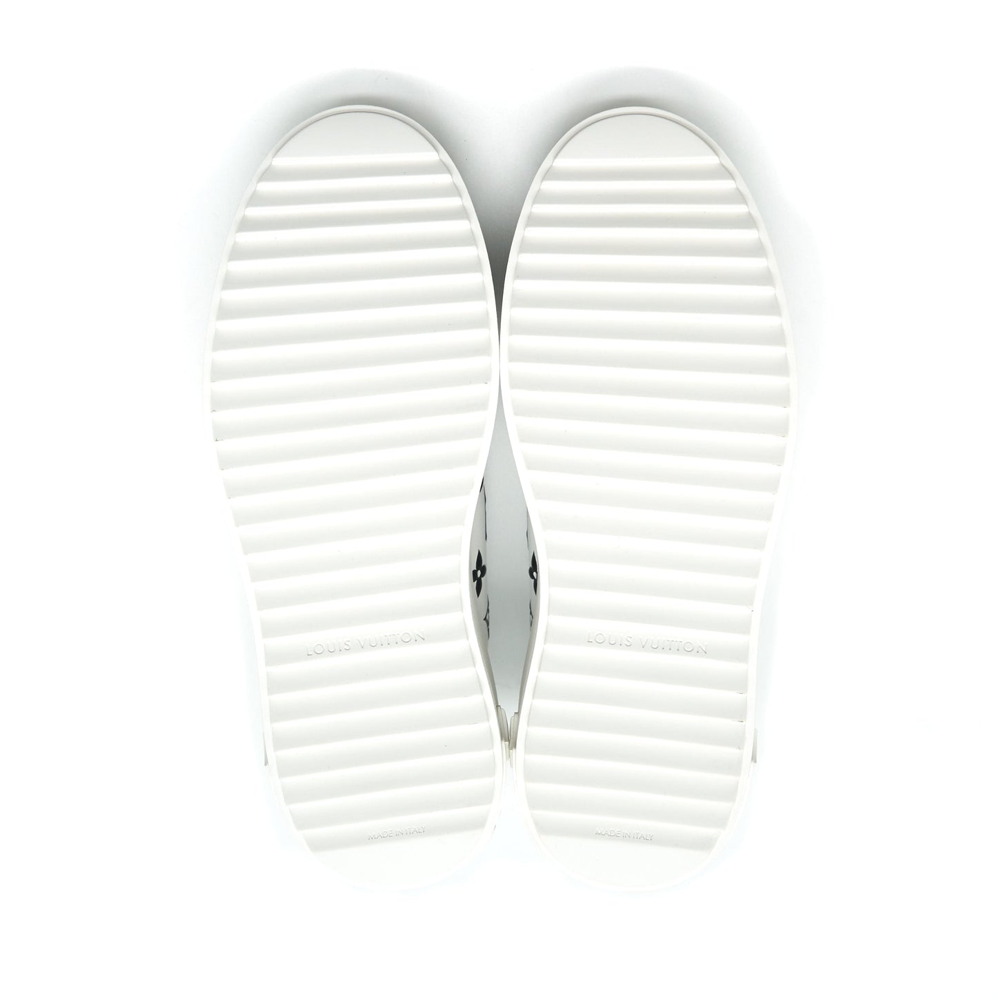 Louis Vuitton time Out Sneaker size 37