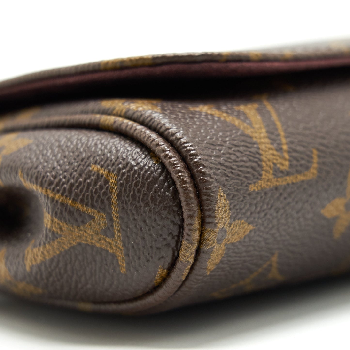 LOUIS VUITTON FAVORITE PM Monogram