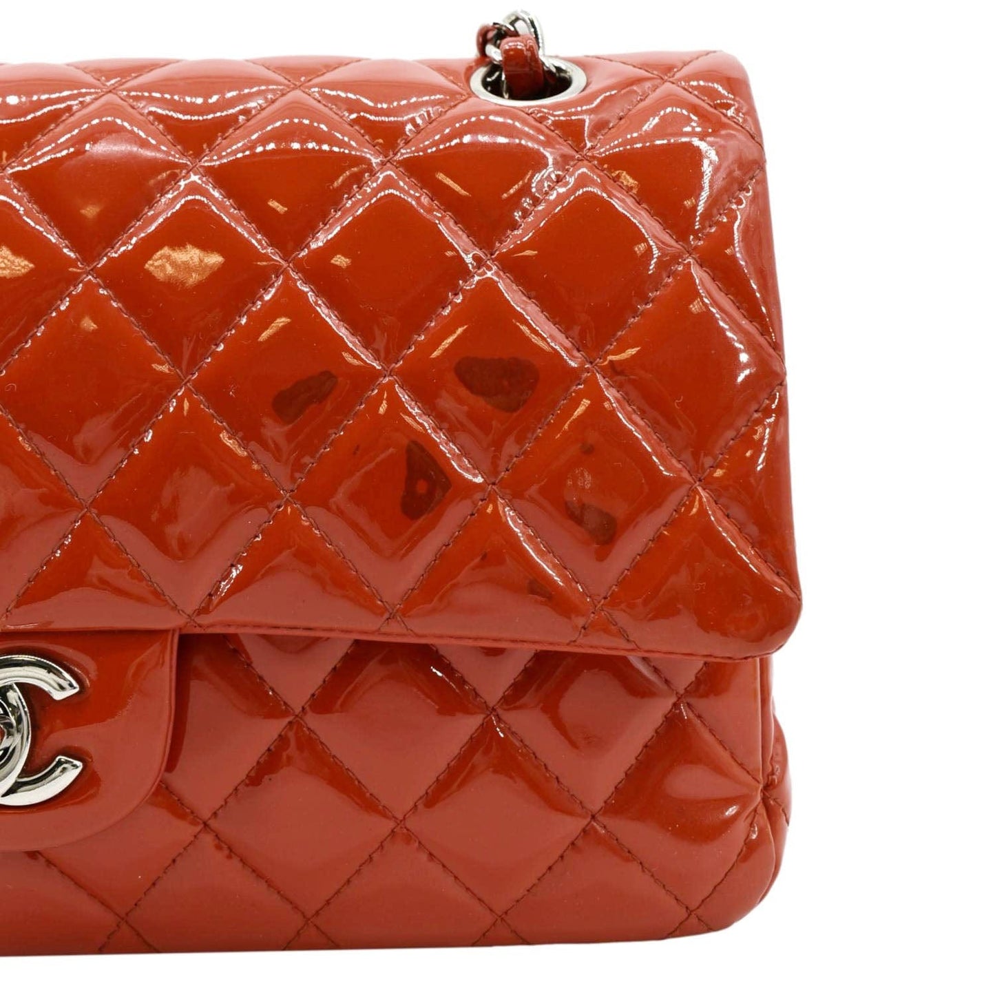 CHANEL Classic Medium Double Flap Patent Leather Shoulder Bag Red