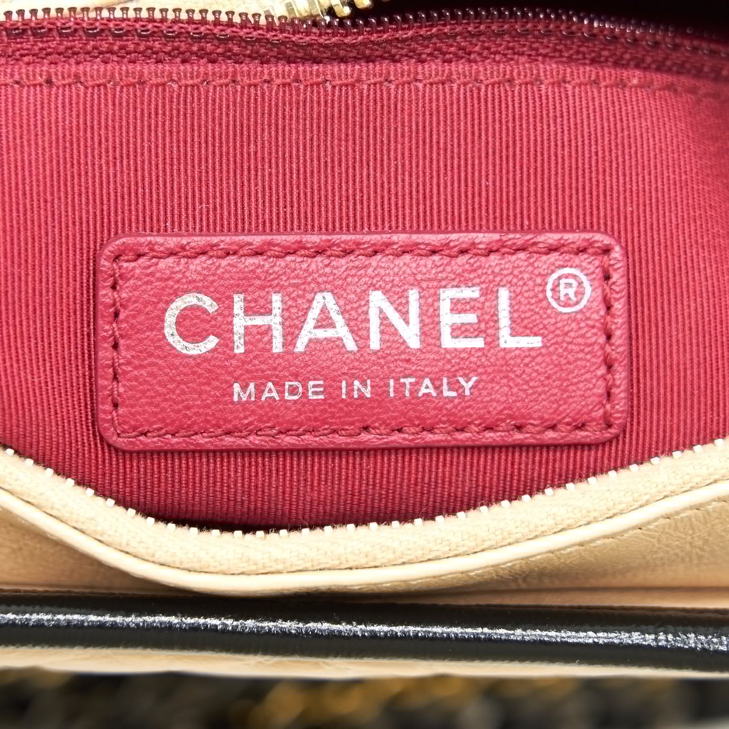CHANEL SMALL GABRIELLE HOBO BAG BEIGE/BLACK