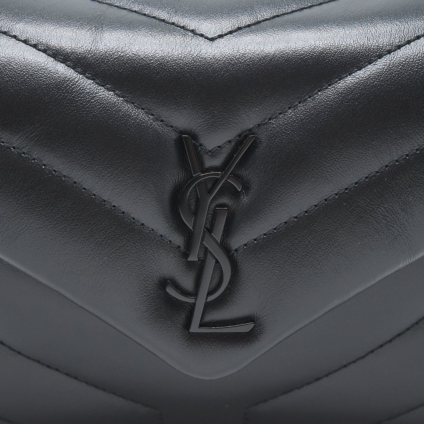 Saint Laurent / YSL Lou Lou toy Bag so black