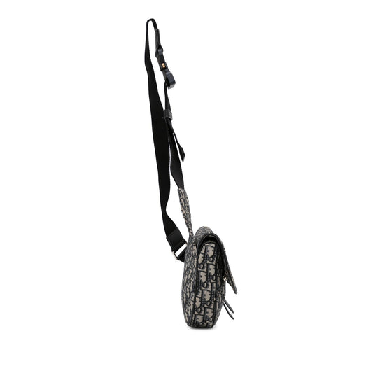 Luxury DiorOblique Saddle Crossbody Bag (SHG-HirCYl)