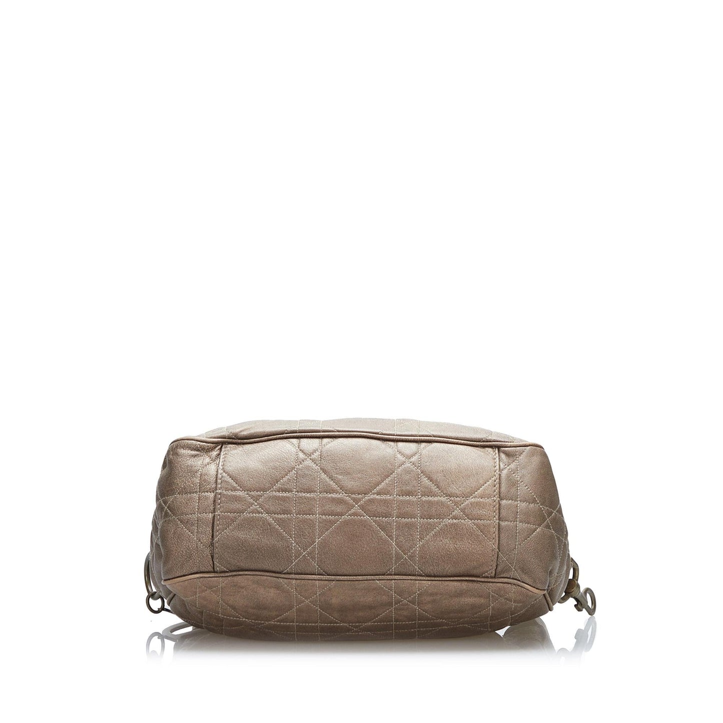Luxury DiorSoft Cannage Bucket (SHG-5bcV7c)