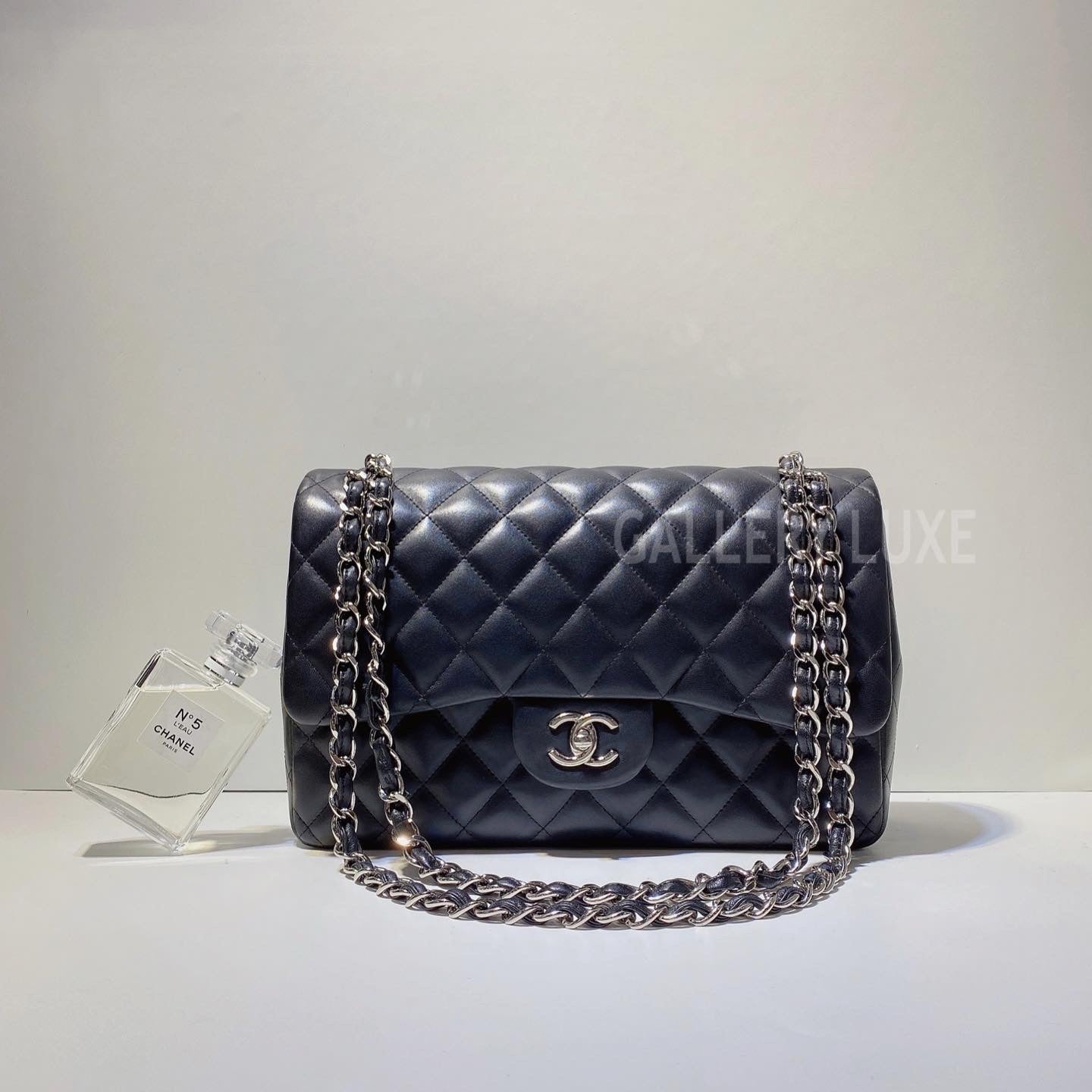 No.001204-Chanel Lambskin Classic Jumbo Flap Bag