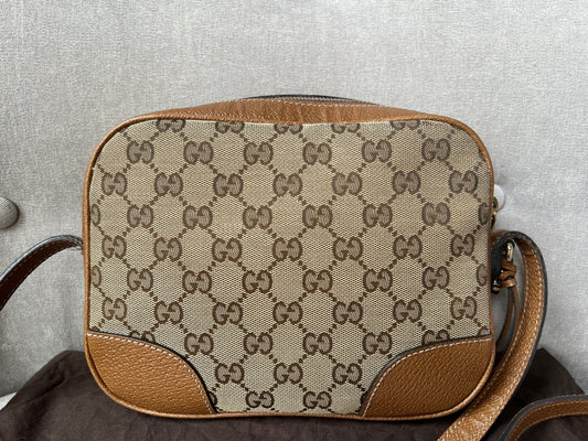 Luxury Gucci Trending 2025 Bree GG Canvas Tan Mini Messenger Bag