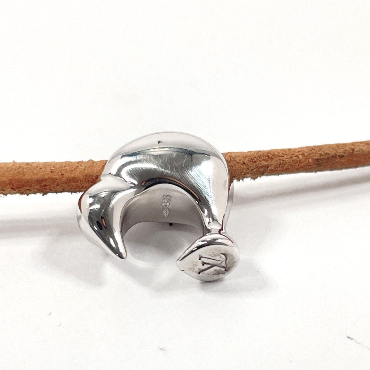 Louis Vuitton Kiwi Necklace Silver 925 Leather 2003
