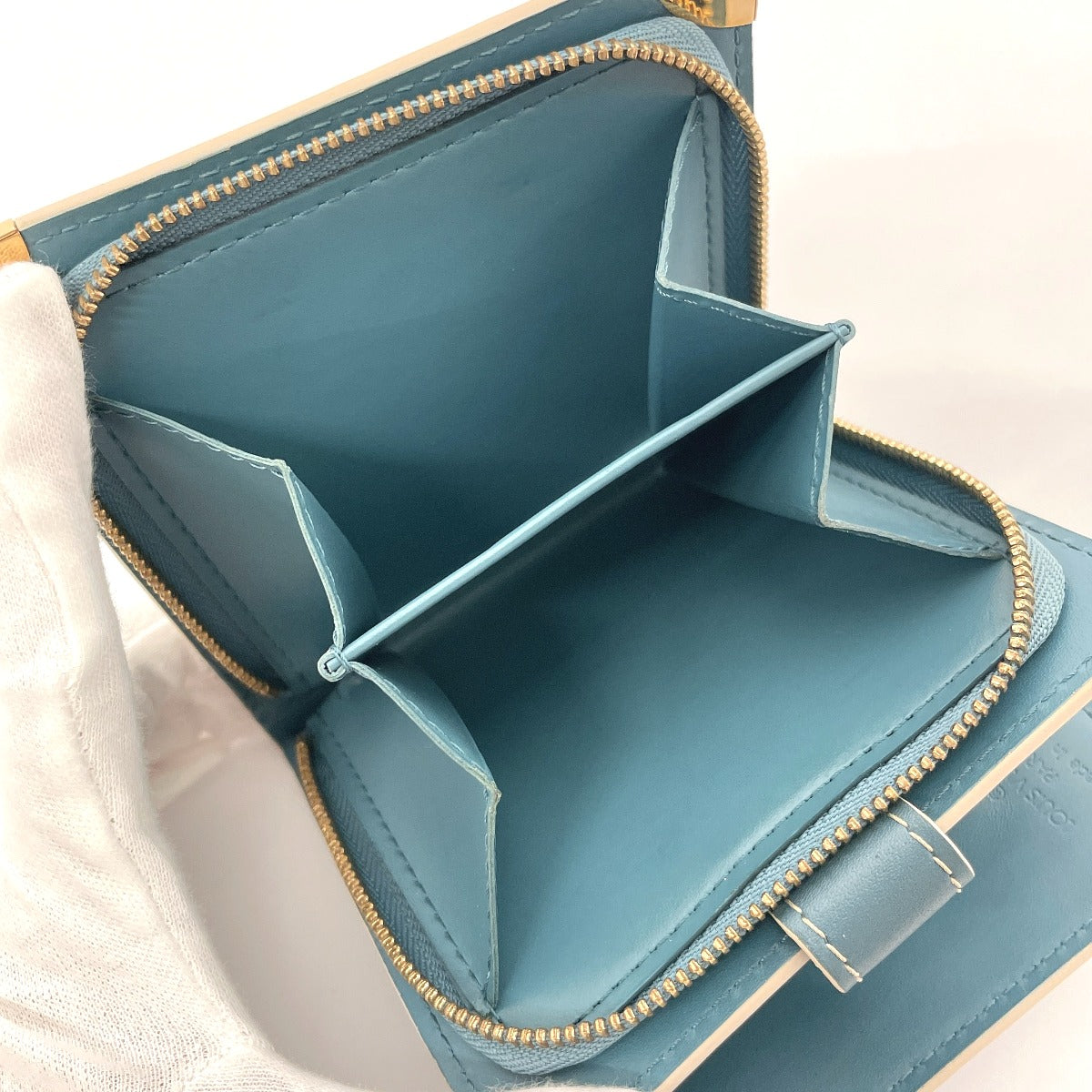 Louis Vuitton Compact Zip Suhali Leather Wallet