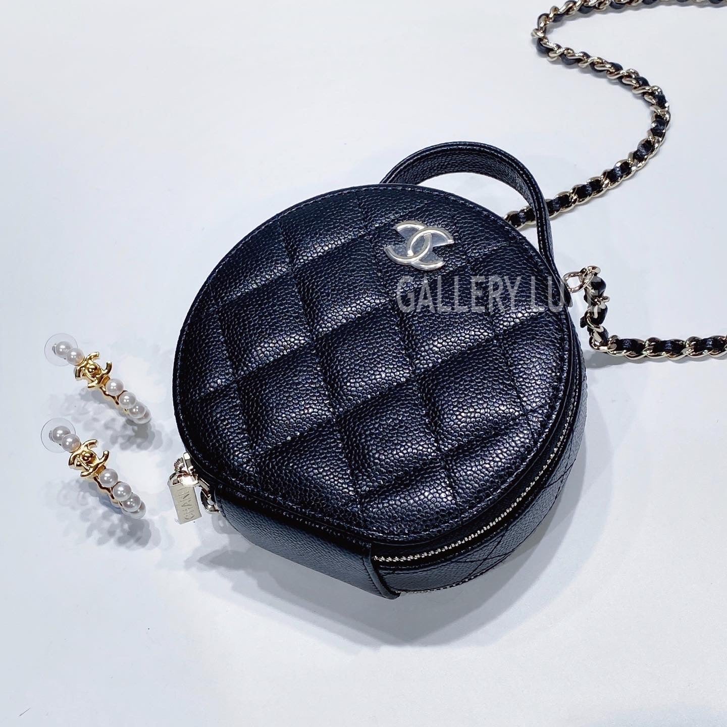 No.3377-Chanel Small Handle Clutch With Chain (Brand New / 全新貨品)