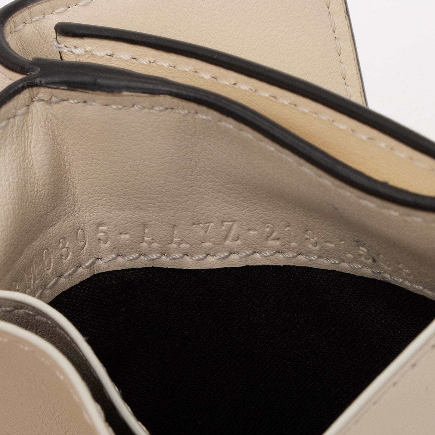 Luxury FendiCalfskin Roma Micro Tri-Fold Wallet (SHF-uRF5Z1)