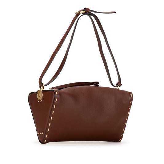Luxury FendiCalfskin Selleria Triangle Shoulder Bag (SHG-PYwPIP)