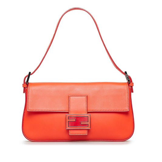 Luxury FendiConvertible Leather Baguette (SHG-PboSvc)