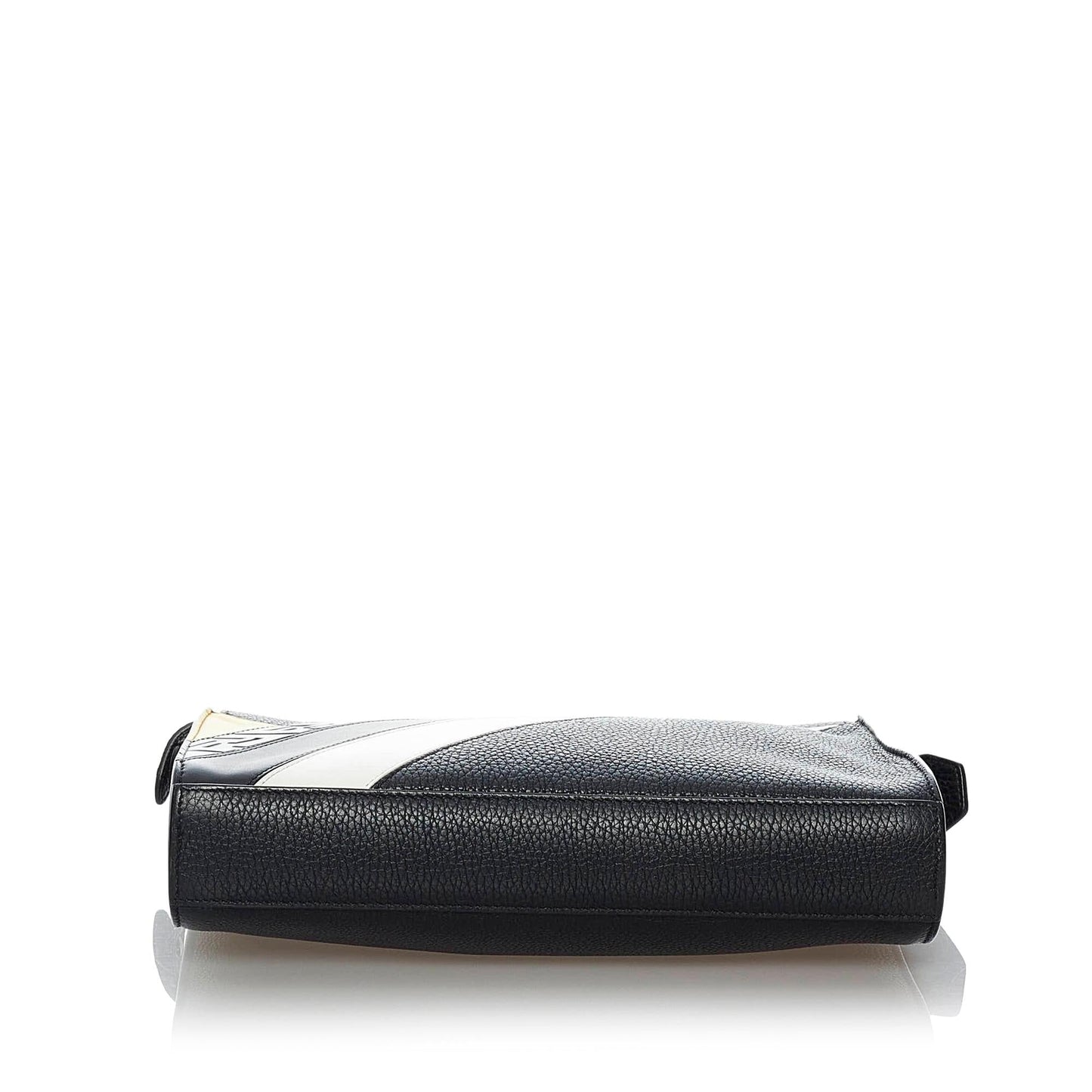 Luxury FendiLuxury FendiMania Peekaboo Leather Satchel (SHG-29584)