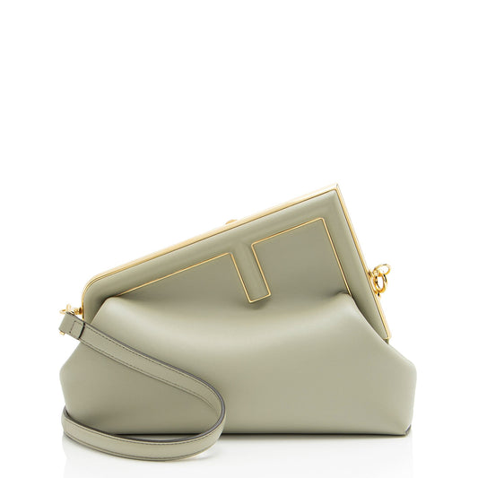 Luxury FendiLambskin Luxury FendiFirst Medium Shoulder Bag (SHF-QzCApy)