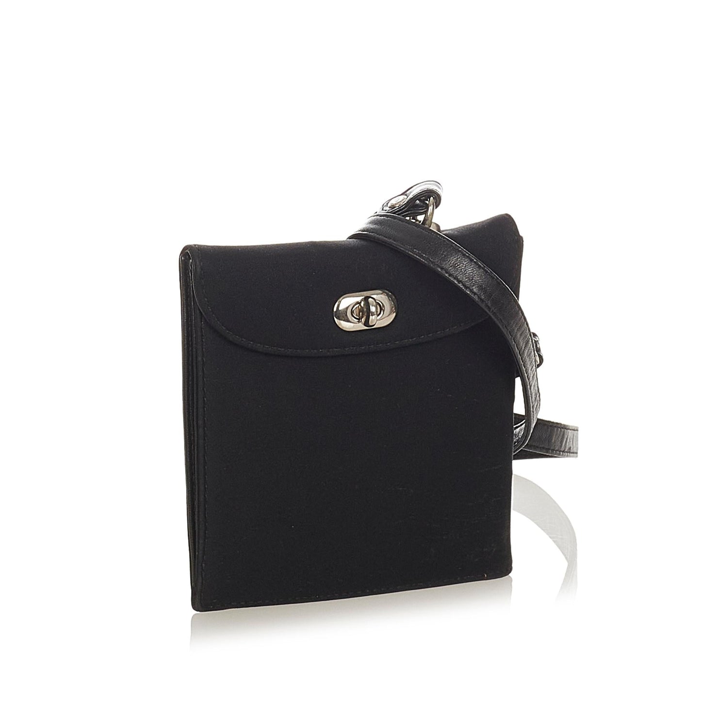Luxury FendiLeather Crossbody Bag (SHG-25225)