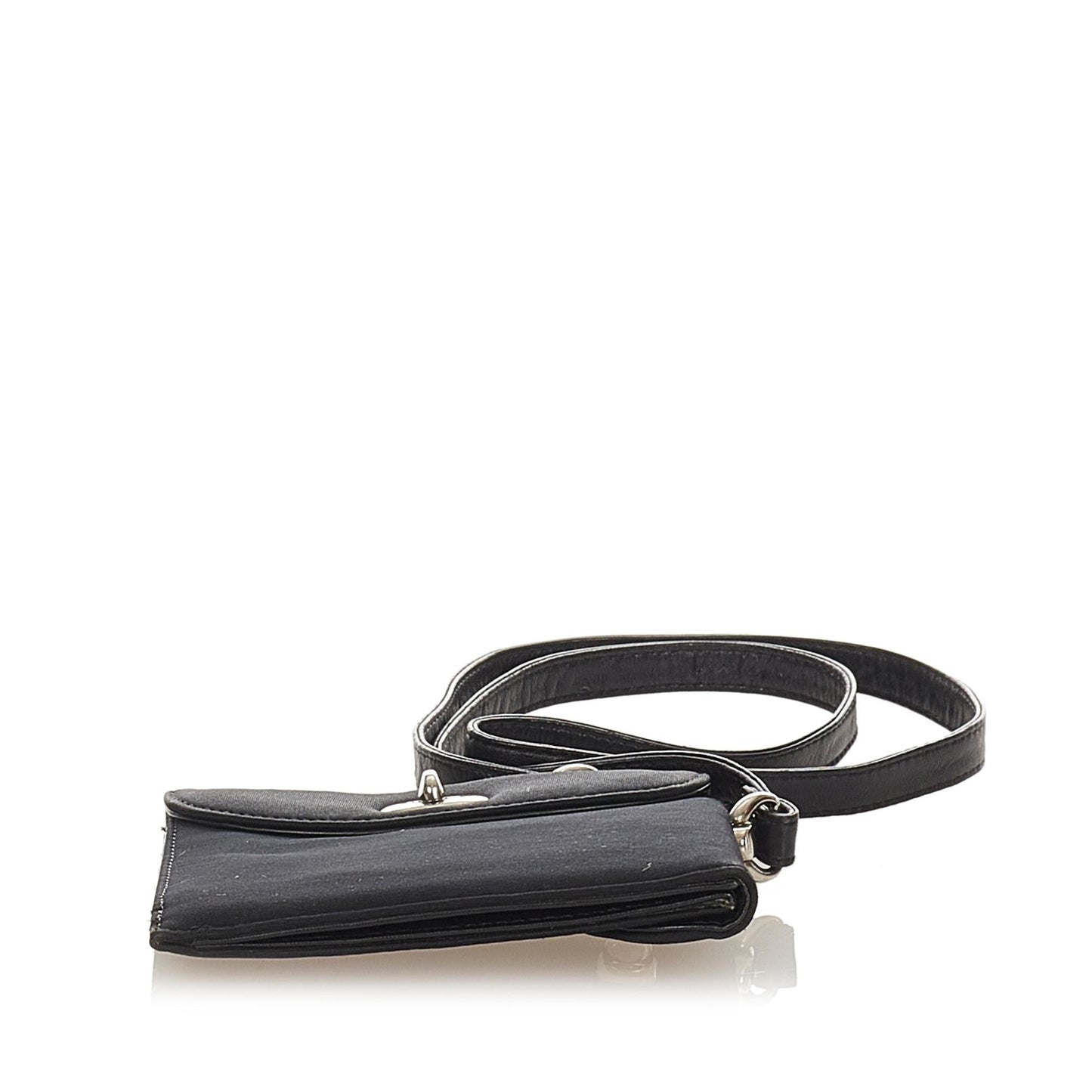 Luxury FendiLeather Crossbody Bag (SHG-31860)