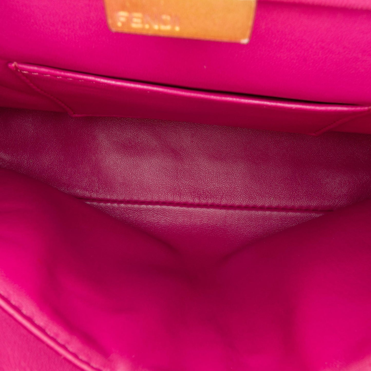 Luxury FendiMini Leather Iconic Peekaboo Satchel (SHG-BghCY6)