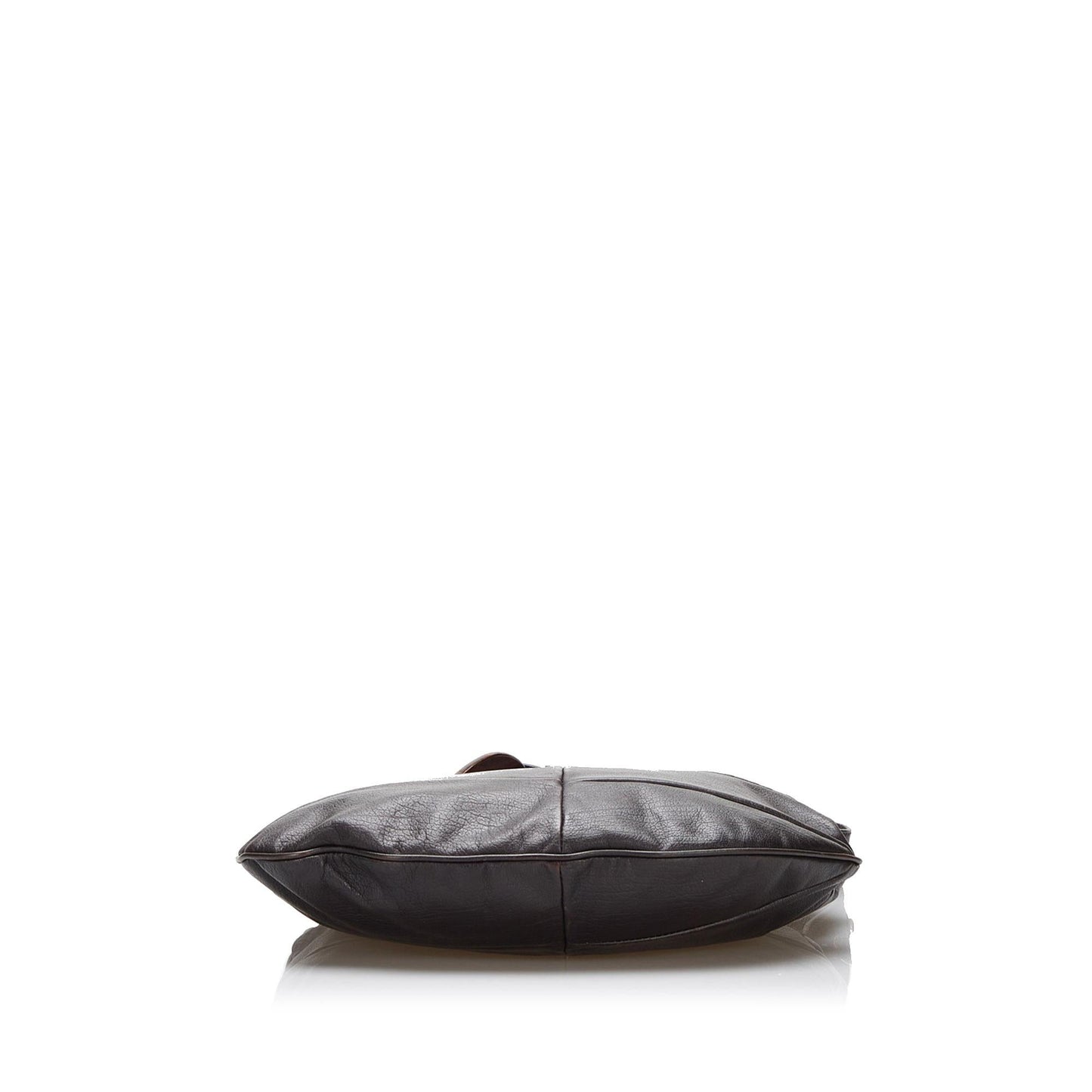 Luxury FendiOyster Shoulder Bag (SHG-DL89xb)