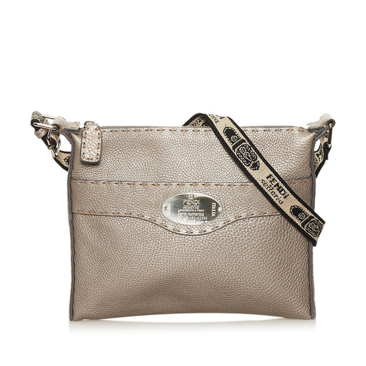 Luxury FendiSelleria Leather Crossbody Bag (SHG-34923)