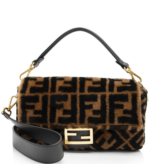 Luxury FendiSheepskin FF Baguette Shoulder Bag (SHF-mfPxUP)
