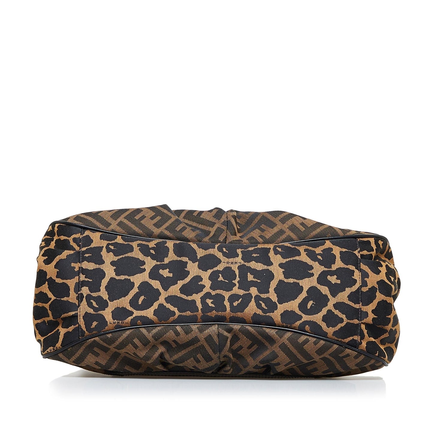 Luxury FendiZucca Chef Leopard Shoulder Bag (SHG-nwsCum)