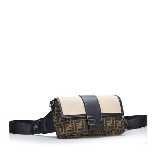 Luxury FendiZucca Convertible Belt Bag (SHG-PqiwqL)