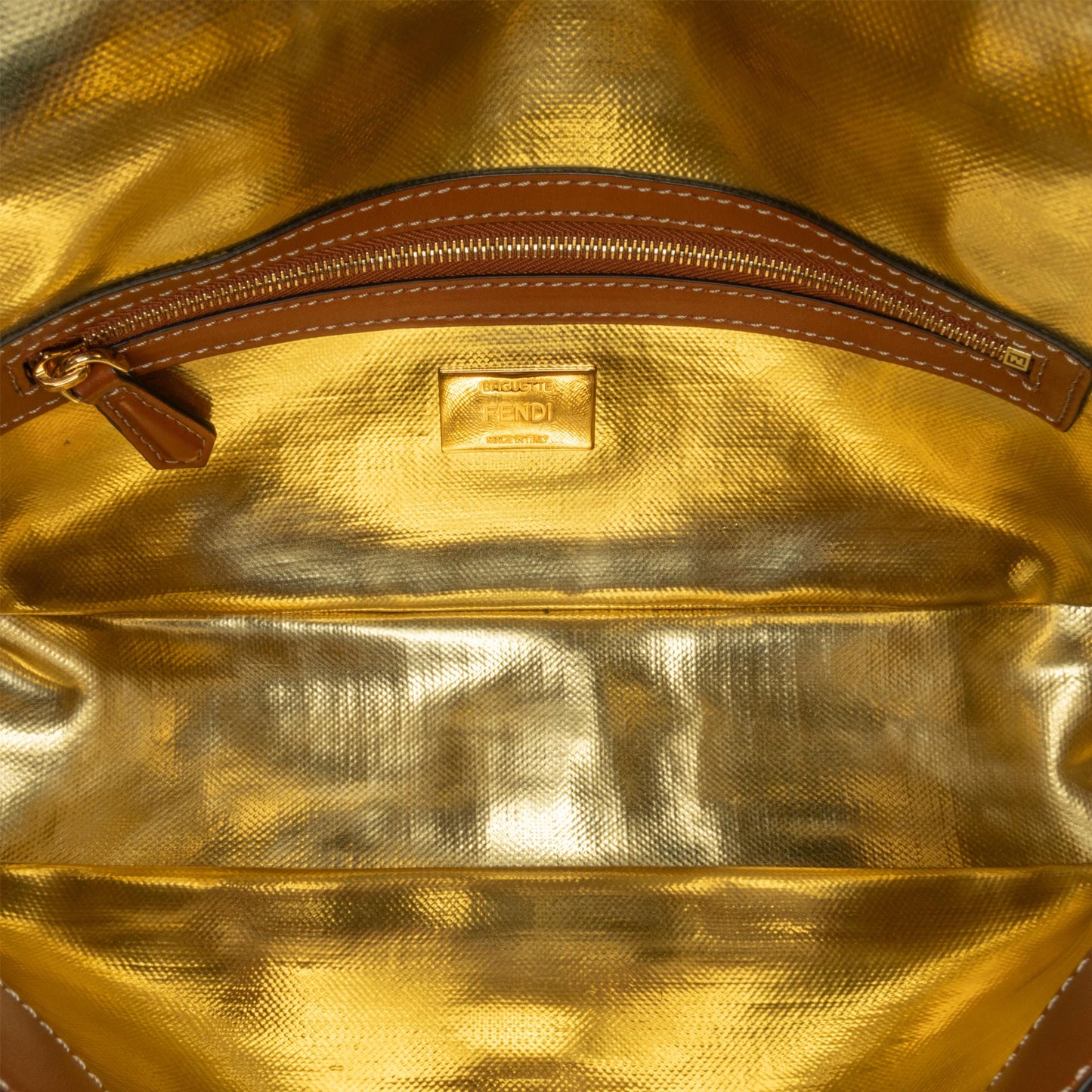Luxury FendiZucca Embroidered Denim Baguette Satchel (SHG-1q9dga)
