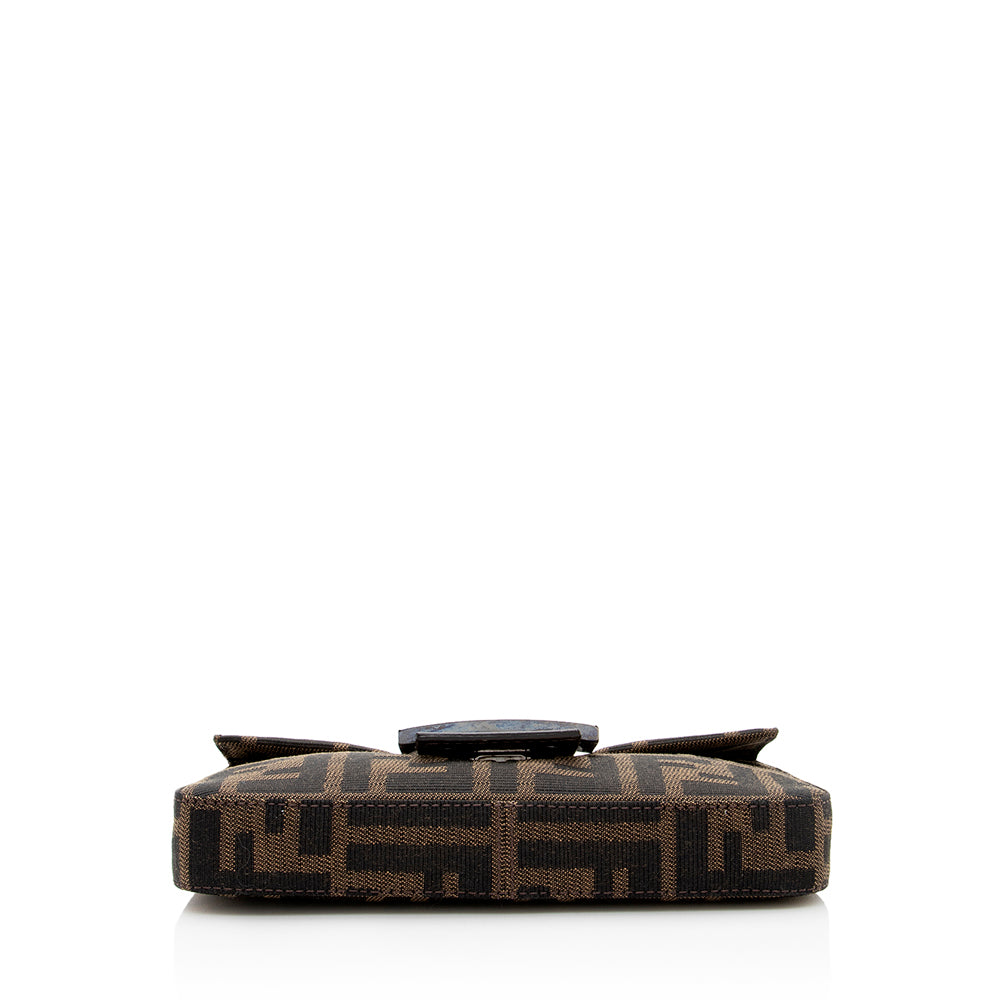 Luxury FendiZucca Mini Baguette Shoulder Bag (SHF-19228)