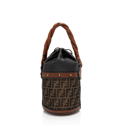Luxury FendiZucca Palazzo Bucket Bag (SHF-gvIm54)