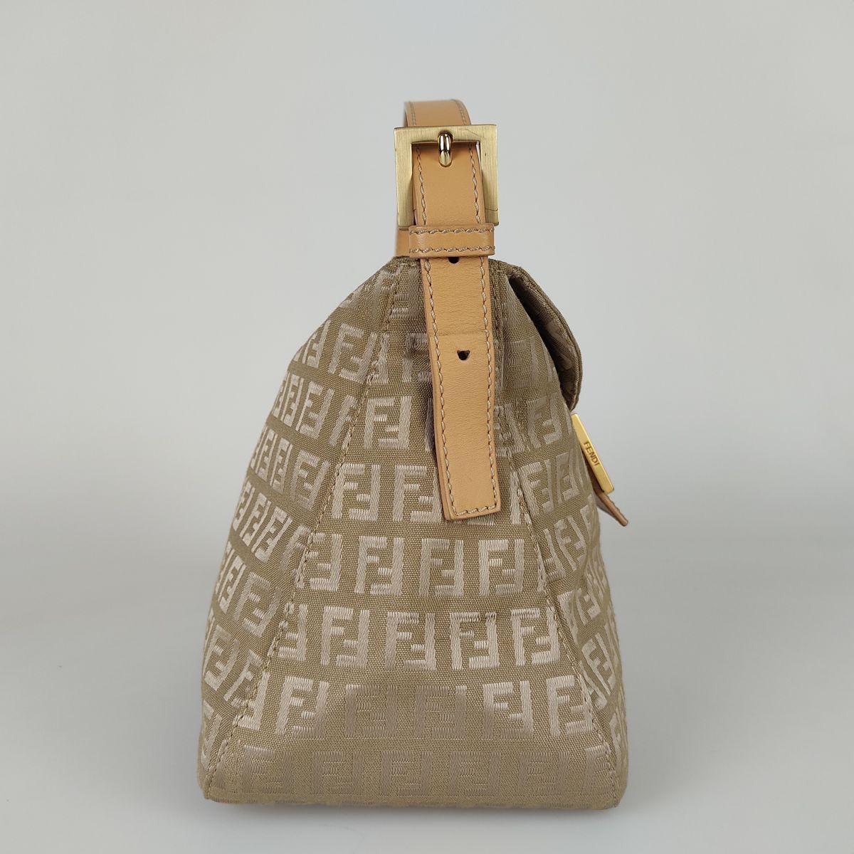 Luxury FendiHandbag Luxury FendiMamma Zucchino - '10s
