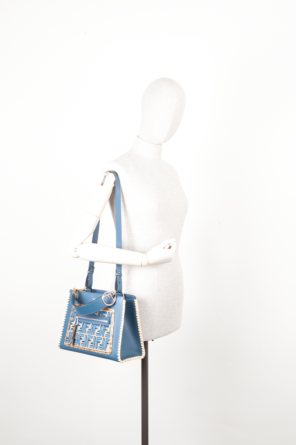 Luxury Fendi Small Runaway Bag Raffia Blue