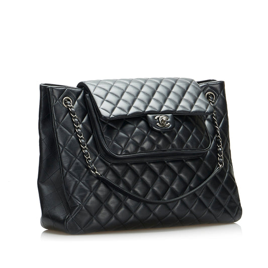 CHANEL Paris-Edinburgh Flap Shoulder Bag
