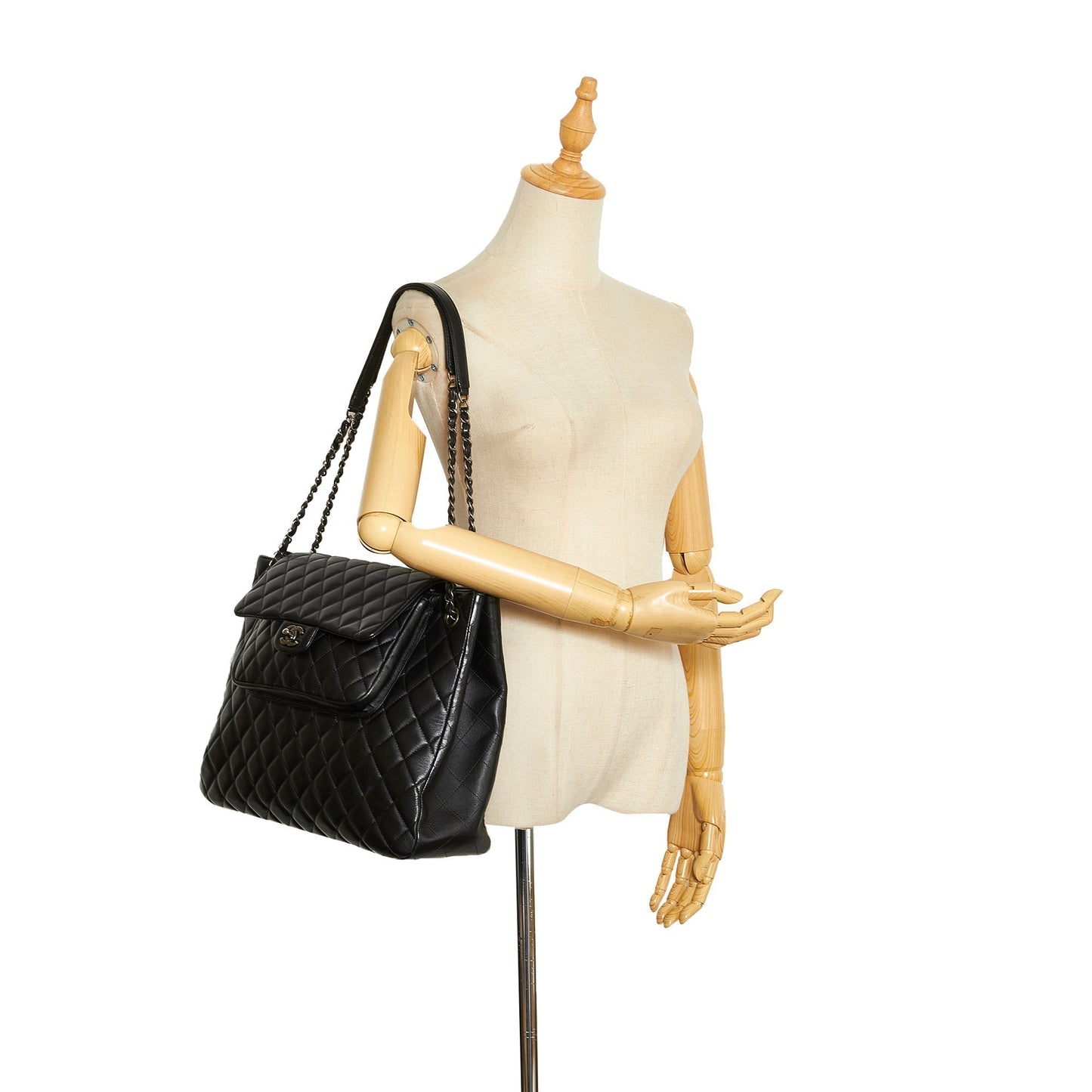 CHANEL Paris-Edinburgh Flap Shoulder Bag